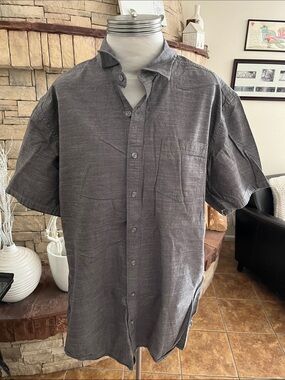 Eddie Bauer Men's Gray Short-Sleeve Button-Up Shirt Size Tall XL
